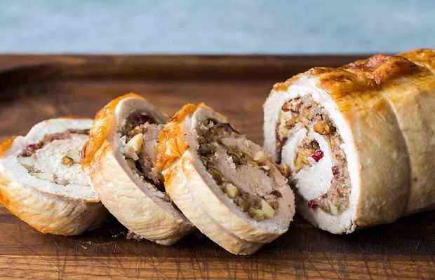 làm Stuffed pork with raisin
