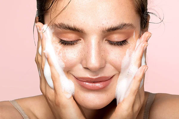 cách se khít lỗ chân lông ở mặt