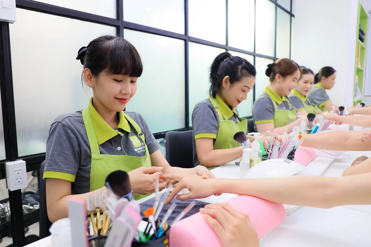 event chào hè rực rỡ - ưu đãi bất ngờ