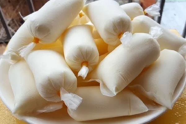 sữa chua túi
