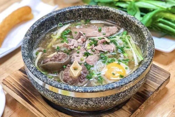 phở bò bát đá
