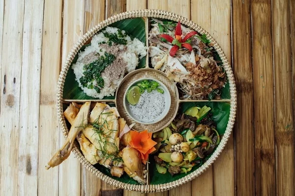 lớp xôi gà lên mâm