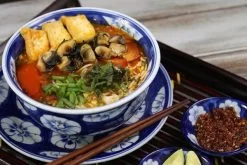 dạy nấu bún ốc