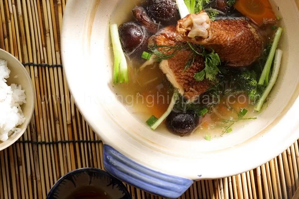 vịt tiềm bát trần