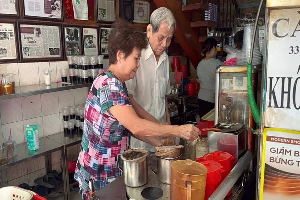 Kinh phí chuẩn bị nguyên vật liệu pha chế