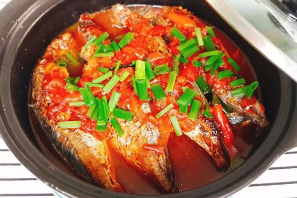 Cá Nục Xốt Cà Chua